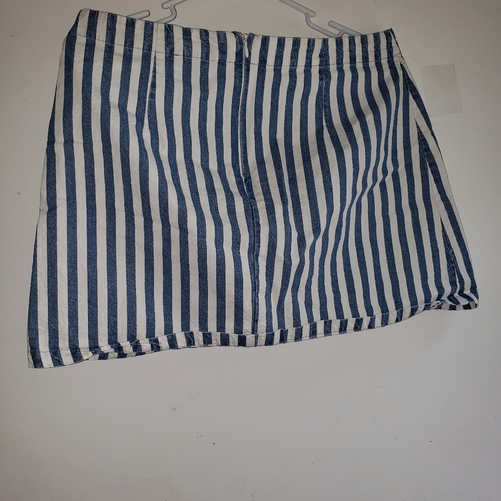 White & Chambray Stripe- •F21• | A-Line Mini Skirt - Picture 8 of 8